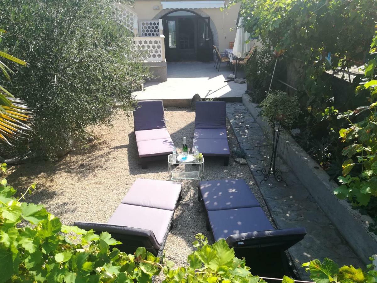 Apartament Marija *